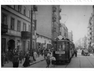 warsaw ghetto -jewish tram 553